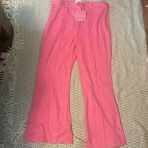 Pink Penny Kick Flare Pant
TUCKERNUCK X ATLANTIC-PACIFIC size large. NWT.